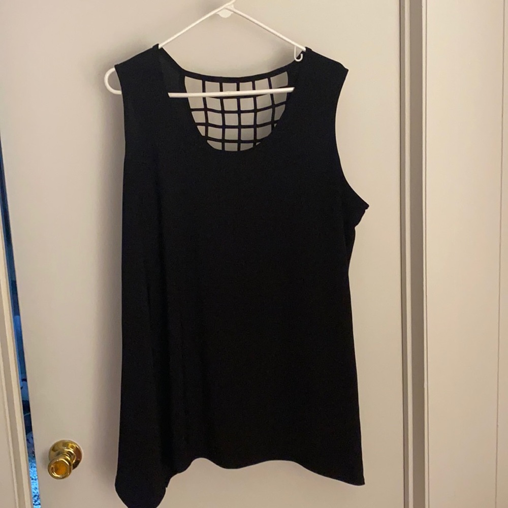 Cato Black patterned back top